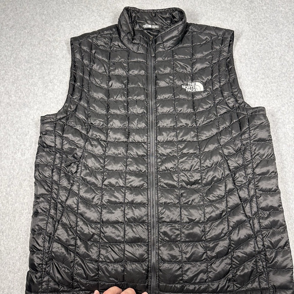 The North Face TNF Thermoball Black Full Zip Puffer Vest Men's Size Medium